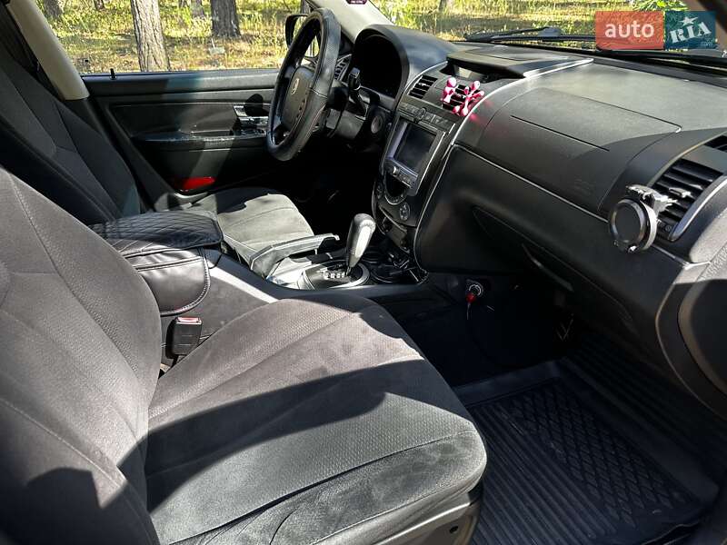Внедорожник / Кроссовер SsangYong Rexton 2010 в Киеве