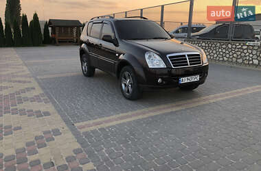 Позашляховик / Кросовер SsangYong Rexton 2009 в 
