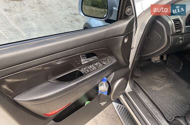 Позашляховик / Кросовер SsangYong Rexton 2013 в 
