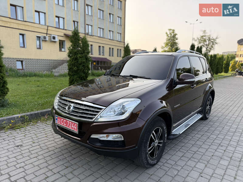 Позашляховик / Кросовер SsangYong Rexton 2013 в Львові