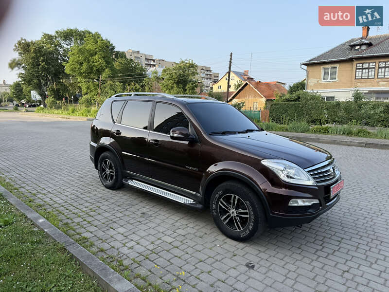 Позашляховик / Кросовер SsangYong Rexton 2013 в Львові