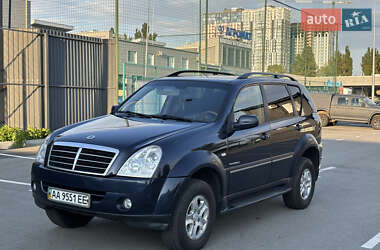 Позашляховик / Кросовер SsangYong Rexton 2007 в 