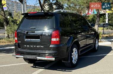 Внедорожник / Кроссовер SsangYong Rexton 2011 в 