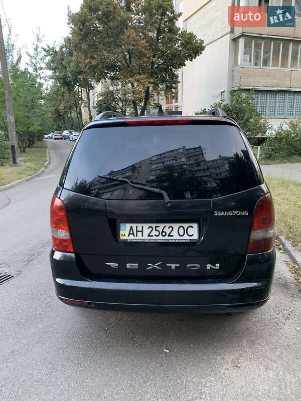 Позашляховик / Кросовер SsangYong Rexton 2008 в Києві