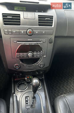Внедорожник / Кроссовер SsangYong Rexton 2012 в 