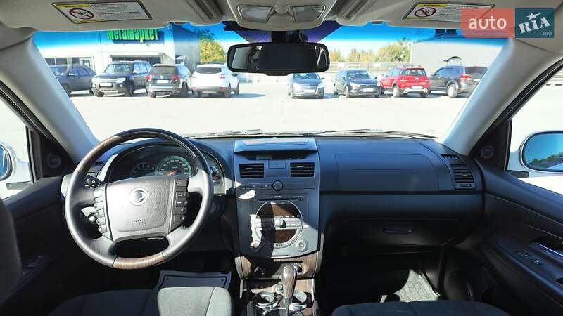 Внедорожник / Кроссовер SsangYong Rexton 2011 в Киеве