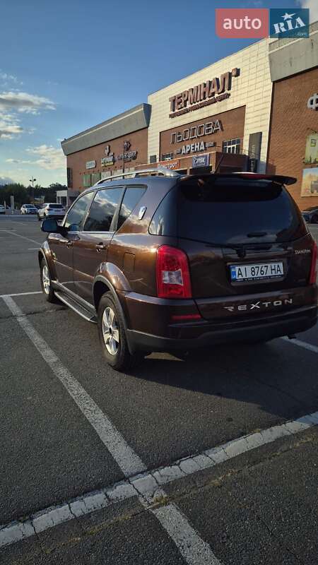 Внедорожник / Кроссовер SsangYong Rexton 2013 в Броварах
