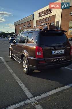 Позашляховик / Кросовер SsangYong Rexton 2013 в 