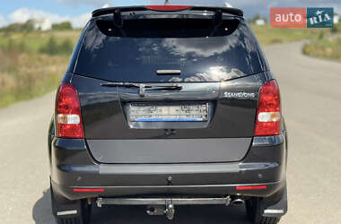 Внедорожник / Кроссовер SsangYong Rexton 2009 в 