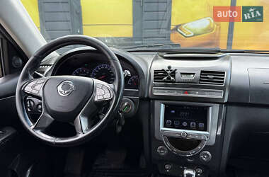 Позашляховик / Кросовер SsangYong Rexton 2017 в 