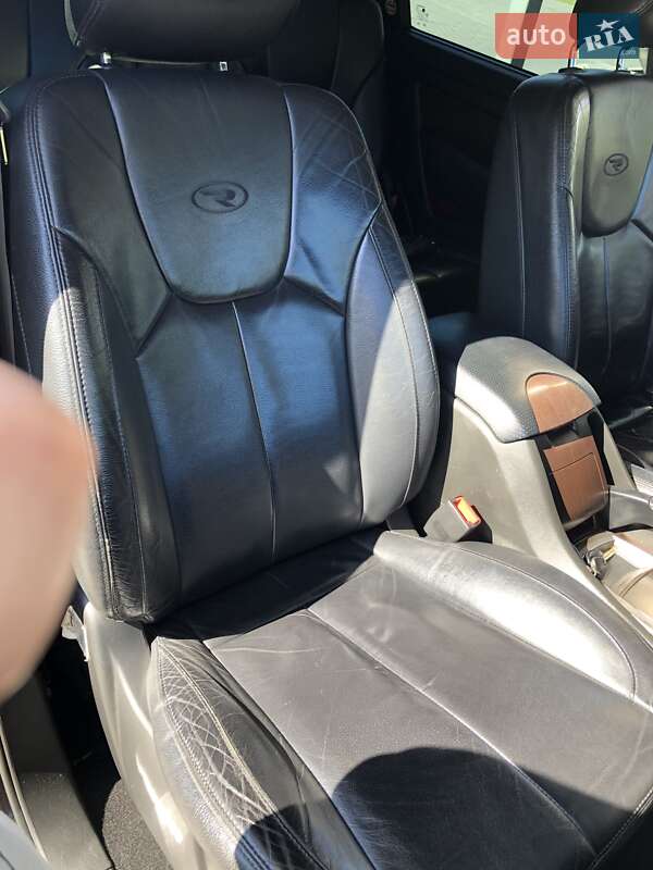 Позашляховик / Кросовер SsangYong Rexton 2013 в Полтаві