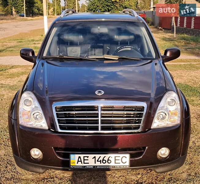 Позашляховик / Кросовер SsangYong Rexton 2009 в Дніпрі