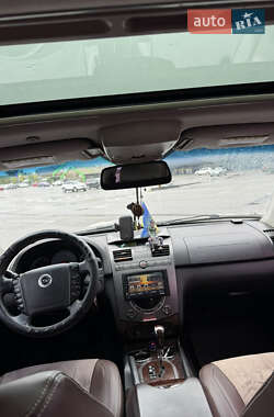 Внедорожник / Кроссовер SsangYong Rexton 2010 в 