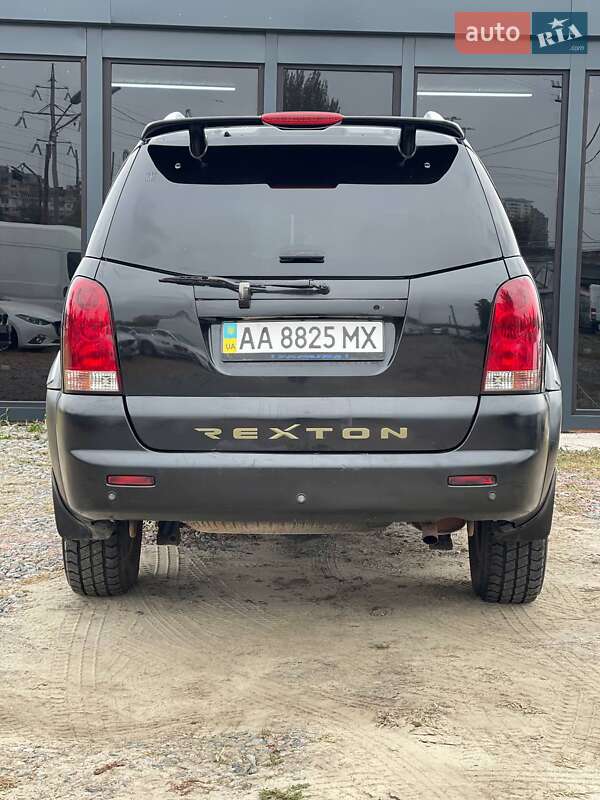 Позашляховик / Кросовер SsangYong Rexton 2004 в Києві