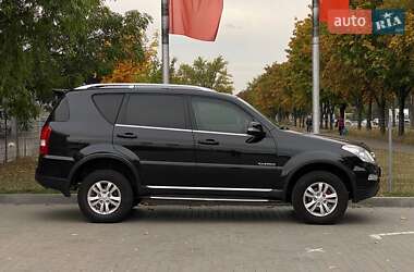 Позашляховик / Кросовер SsangYong Rexton 2012 в 
