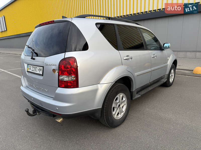 Позашляховик / Кросовер SsangYong Rexton 2008 в Києві