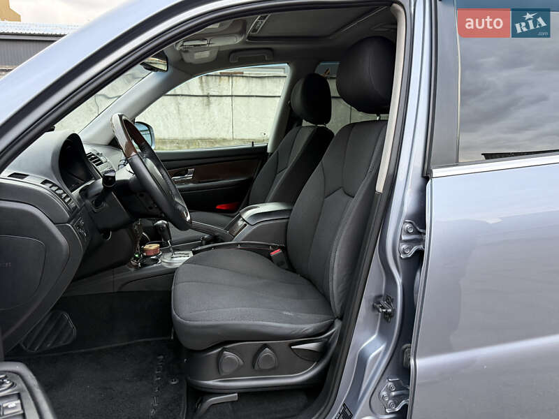 Внедорожник / Кроссовер SsangYong Rexton 2012 в Киеве