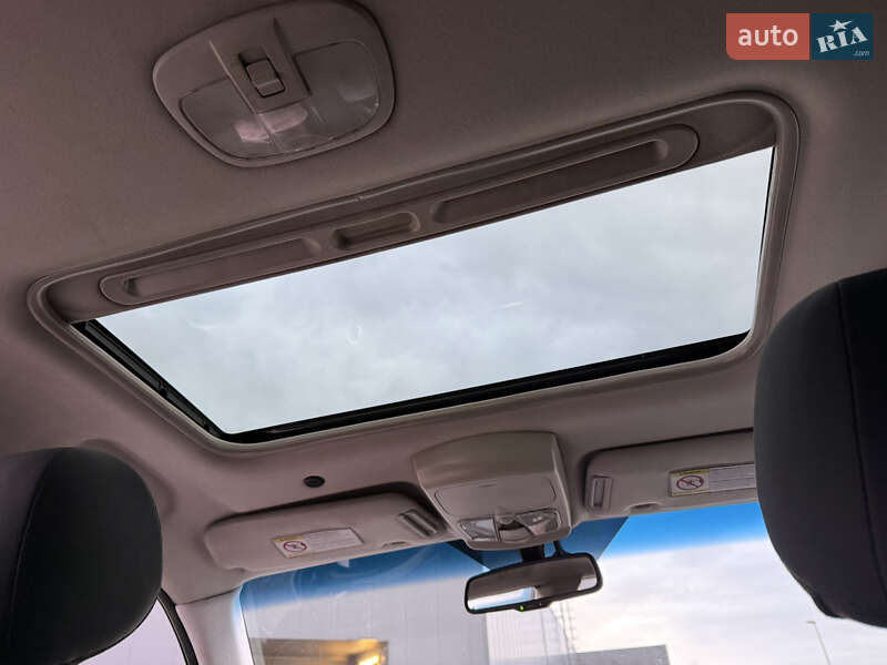 Внедорожник / Кроссовер SsangYong Rexton 2012 в Киеве