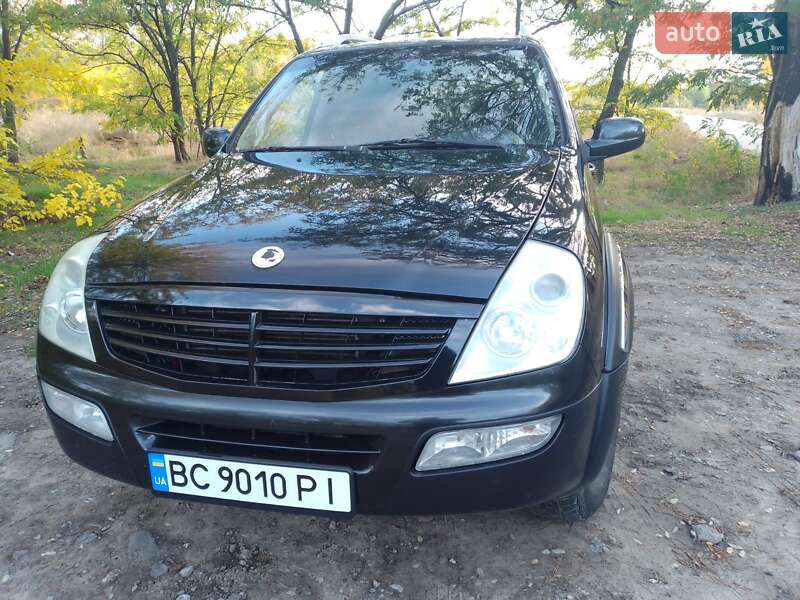 Внедорожник / Кроссовер SsangYong Rexton 2006 в Днепре