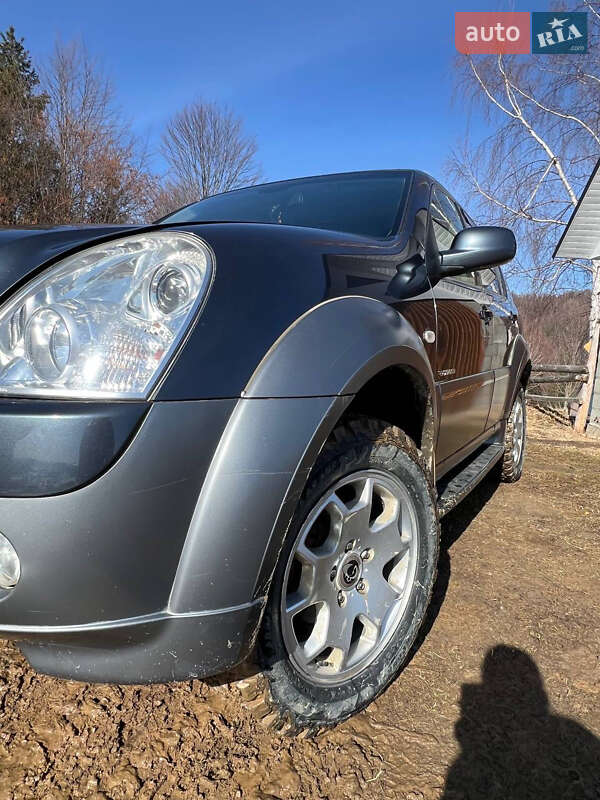 Позашляховик / Кросовер SsangYong Rexton 2007 в Косові фото 16 Позашляховик / Кросовер SsangYong Rexton 2007 в Косові