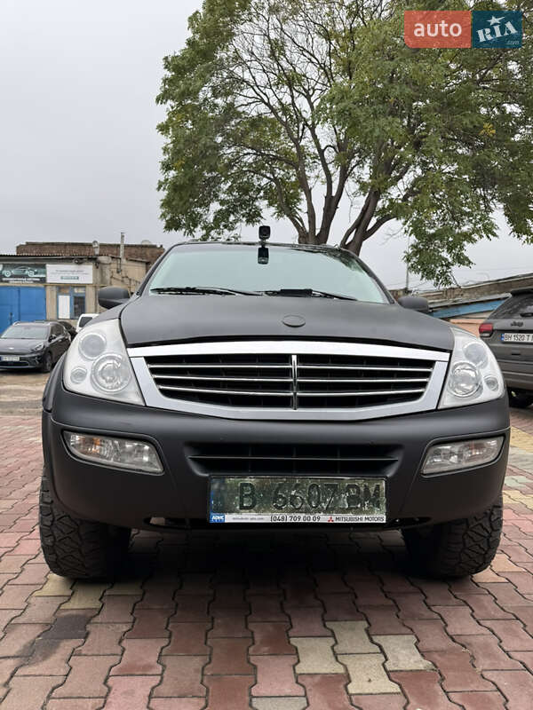 Внедорожник / Кроссовер SsangYong Rexton 2005 в Одессе