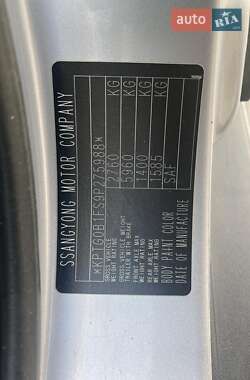 Позашляховик / Кросовер SsangYong Rexton 2009 в 