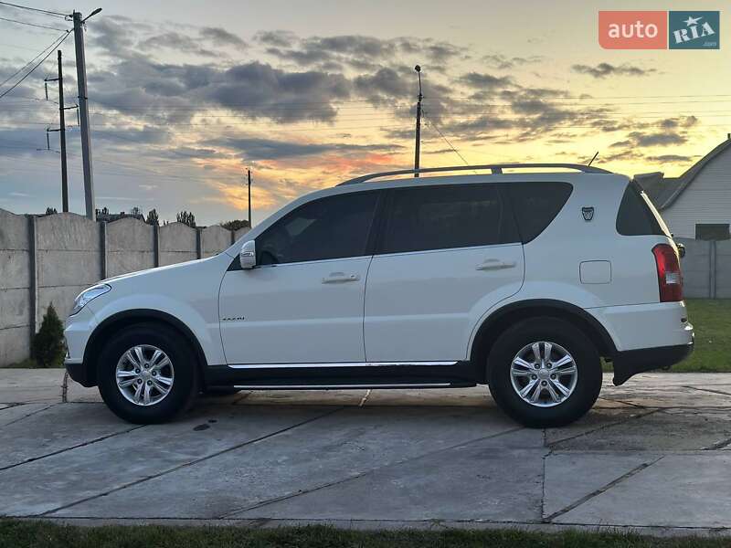 Внедорожник / Кроссовер SsangYong Rexton 2012 в Черкассах