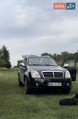 Позашляховик / Кросовер SsangYong Rexton 2006 в Чугуєві