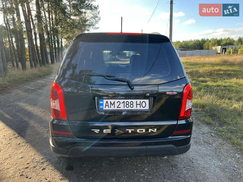 Внедорожник / Кроссовер SsangYong Rexton 2016 в Житомире фото 4 Внедорожник / Кроссовер SsangYong Rexton 2016 в Житомире