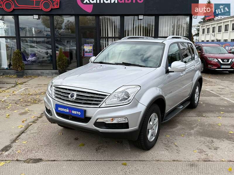 SsangYong Rexton 2015