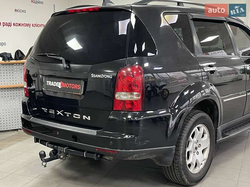 Позашляховик / Кросовер SsangYong Rexton 2008 в Києві