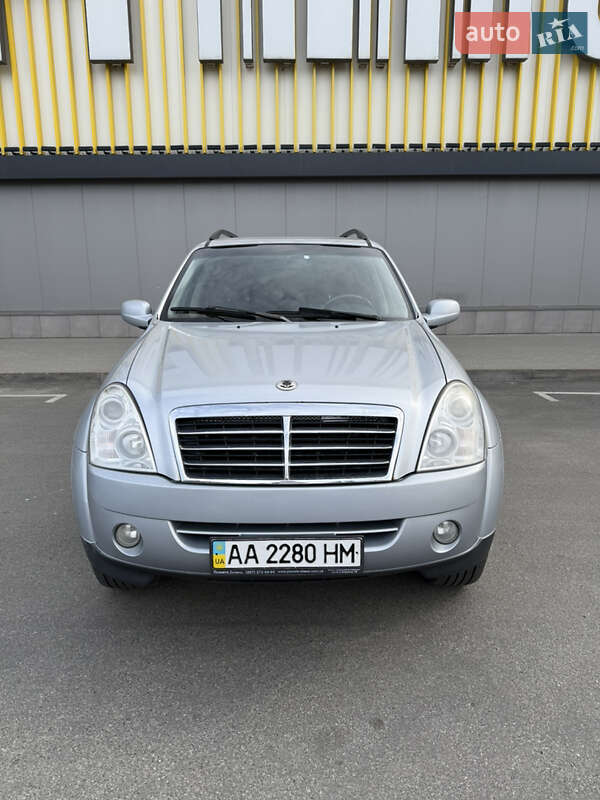 Позашляховик / Кросовер SsangYong Rexton 2008 в Києві фото 5 Позашляховик / Кросовер SsangYong Rexton 2008 в Києві