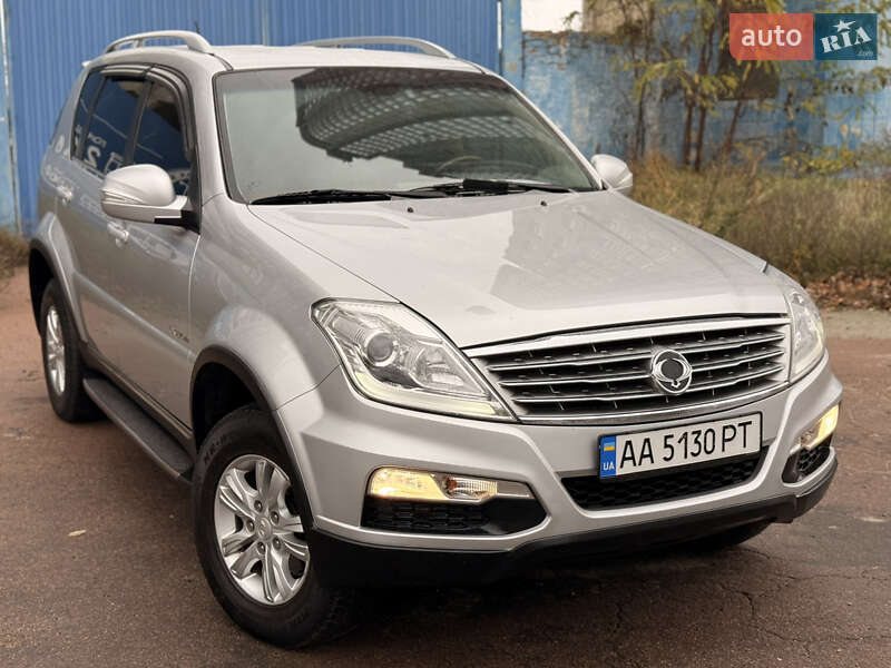 Внедорожник / Кроссовер SsangYong Rexton 2013 в Киеве
