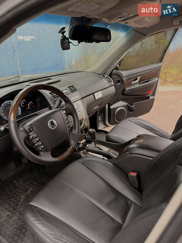 Внедорожник / Кроссовер SsangYong Rexton 2013 в Киеве