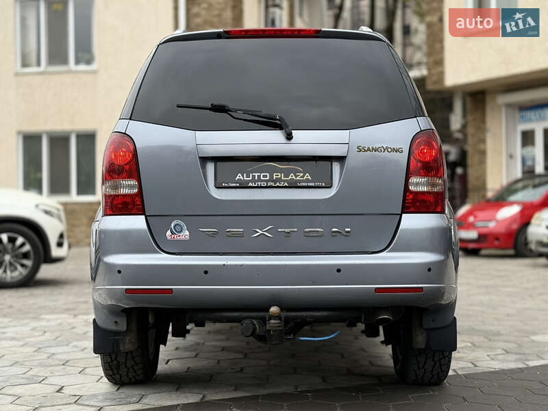 Внедорожник / Кроссовер SsangYong Rexton 2011 в Одессе