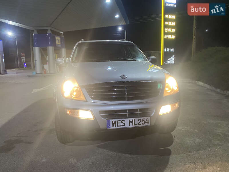 Внедорожник / Кроссовер SsangYong Rexton 2005 в Киеве фото 12 Внедорожник / Кроссовер SsangYong Rexton 2005 в Киеве