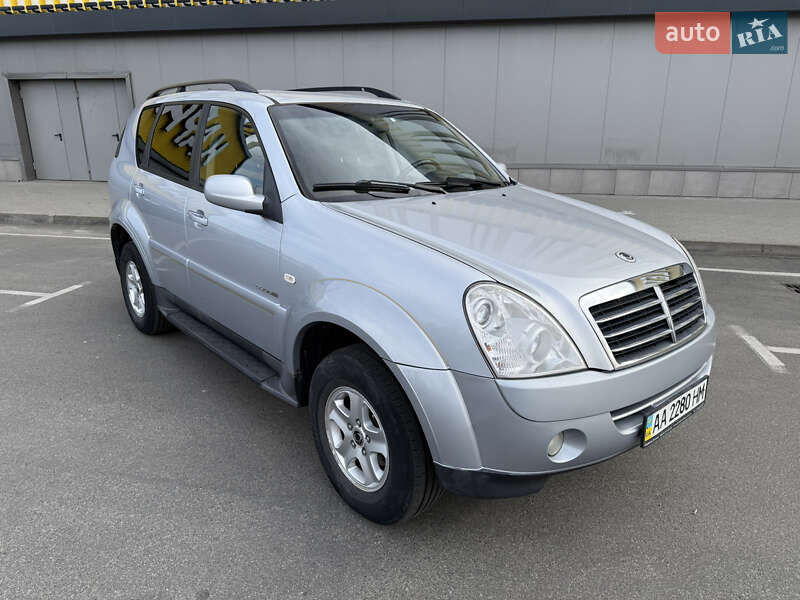 Внедорожник / Кроссовер SsangYong Rexton 2008 в Киеве фото 2 Внедорожник / Кроссовер SsangYong Rexton 2008 в Киеве