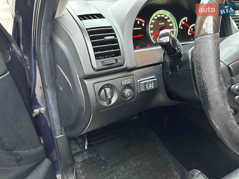 Внедорожник / Кроссовер SsangYong Rexton 2008 в Киеве