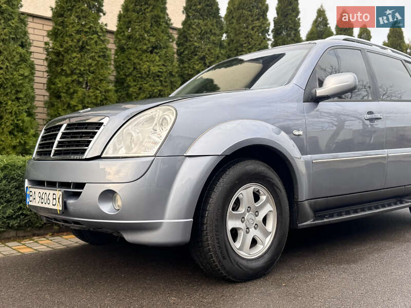 Внедорожник / Кроссовер SsangYong Rexton 2011 в Одессе