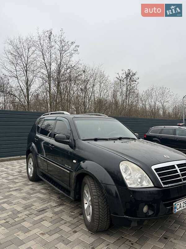 Внедорожник / Кроссовер SsangYong Rexton 2009 в Каневе