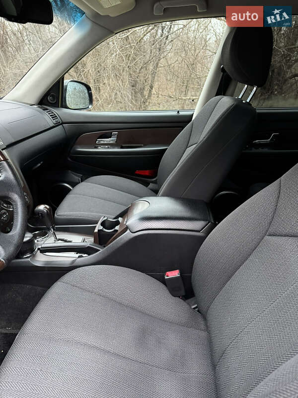Внедорожник / Кроссовер SsangYong Rexton 2012 в Киеве