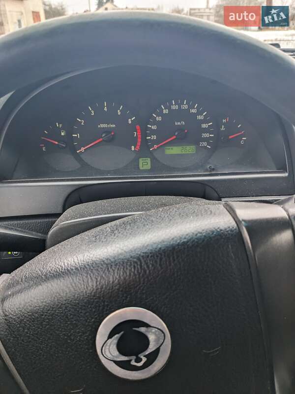 Позашляховик / Кросовер SsangYong Rexton 2004 в Києві фото 10 Позашляховик / Кросовер SsangYong Rexton 2004 в Києві