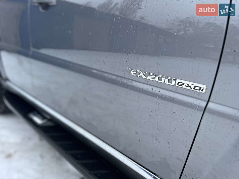 Внедорожник / Кроссовер SsangYong Rexton 2014 в Киеве