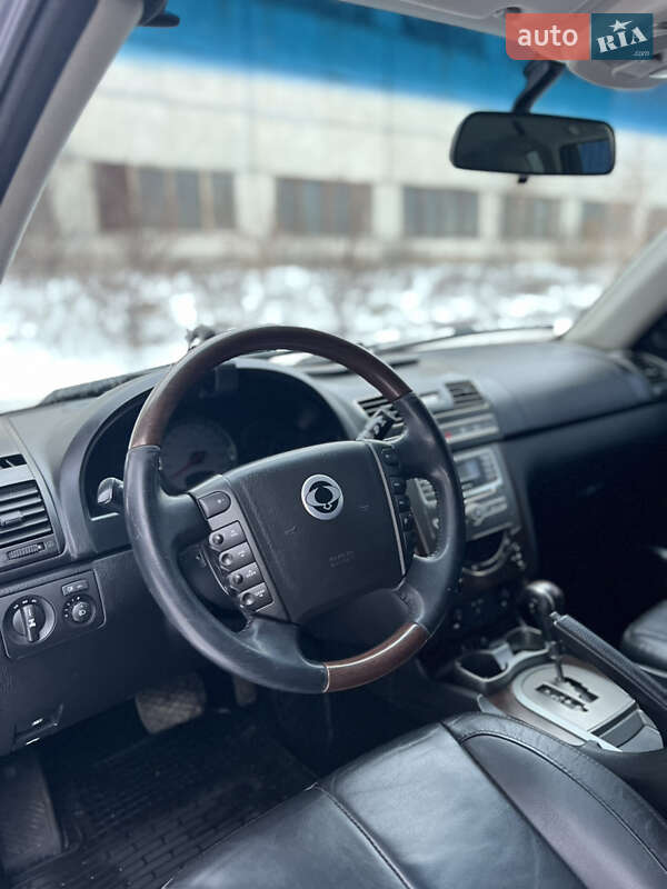 Внедорожник / Кроссовер SsangYong Rexton 2014 в Киеве