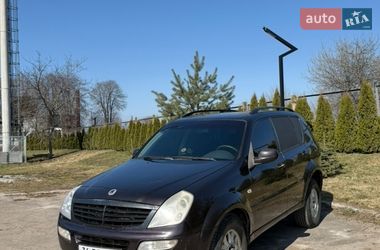Внедорожник / Кроссовер SsangYong Rexton 2004 в Львове