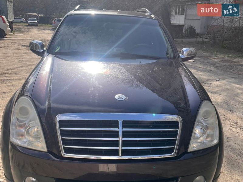 Внедорожник / Кроссовер SsangYong Rexton 2007 в Запорожье
