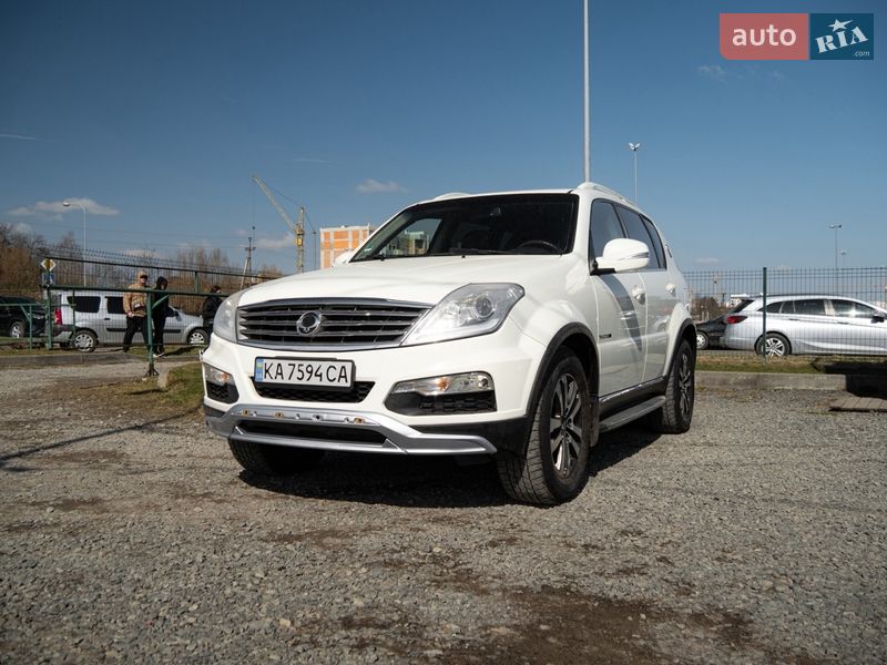 Внедорожник / Кроссовер SsangYong Rexton 2013 в Львове