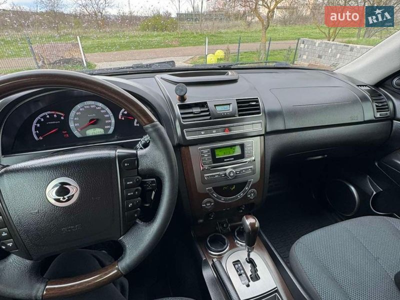 Внедорожник / Кроссовер SsangYong Rexton 2012 в Южном