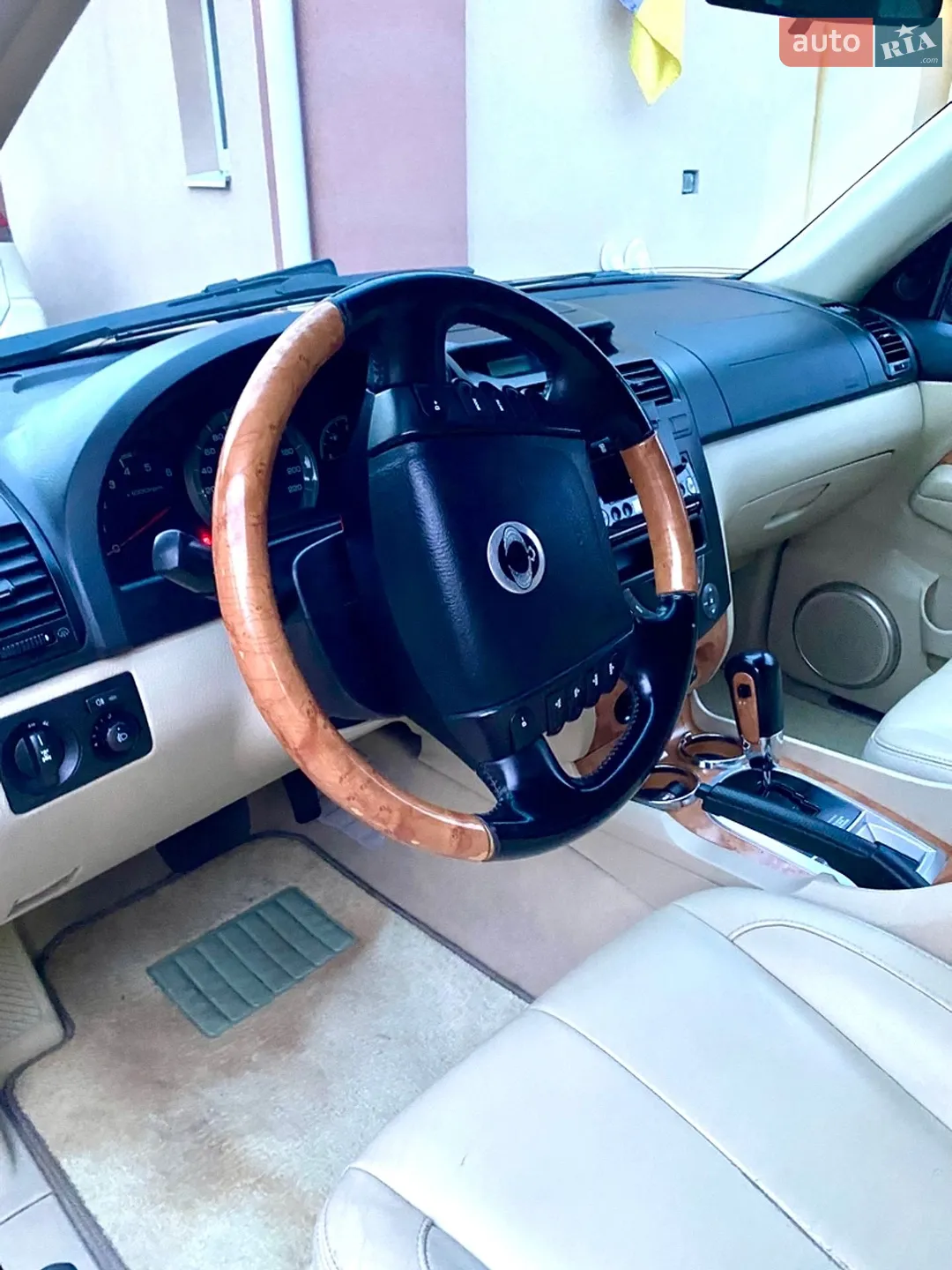 2010 SsangYong Rexton - мініатюра 13