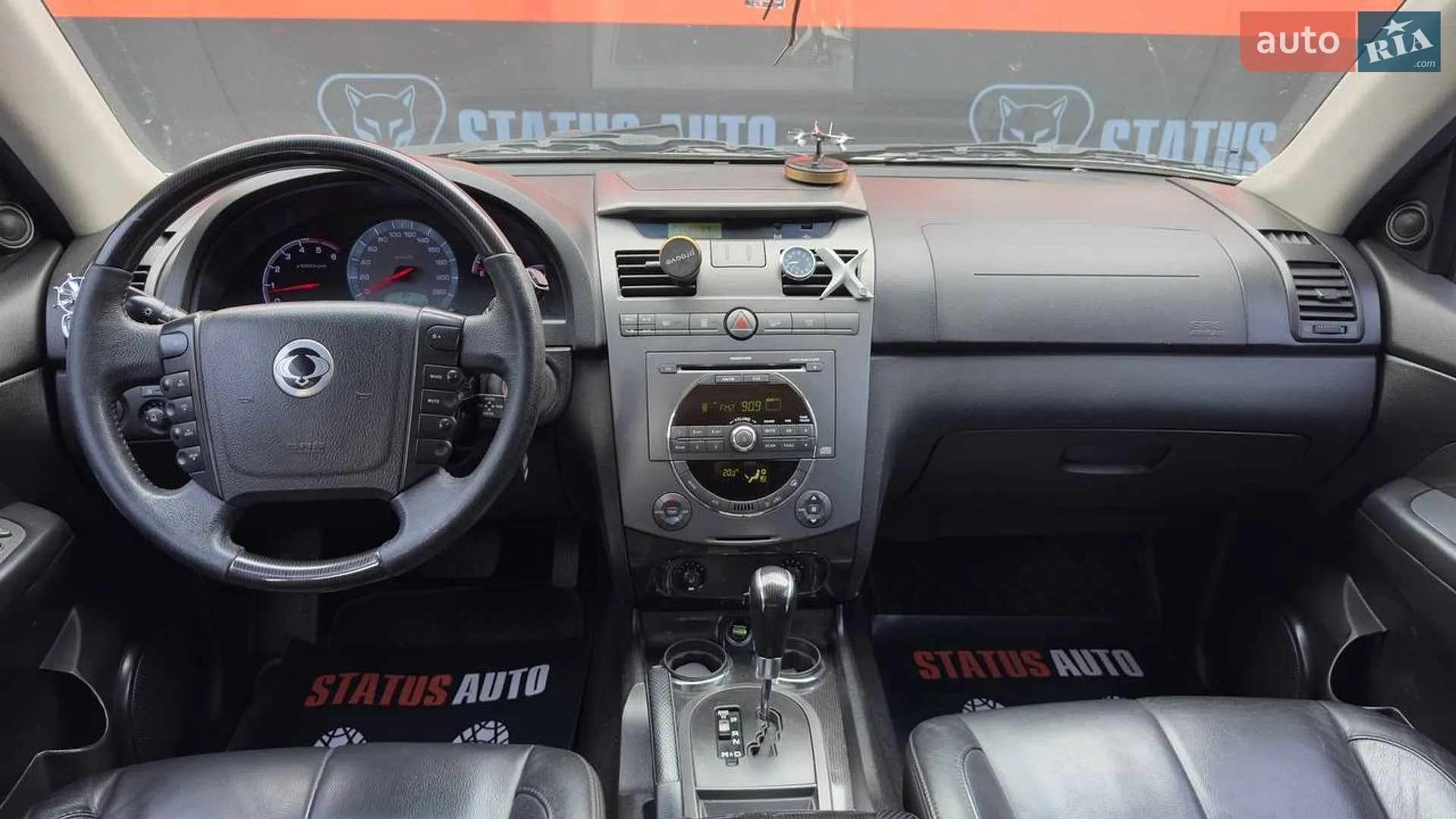 2012 SsangYong Rexton - мініатюра 31